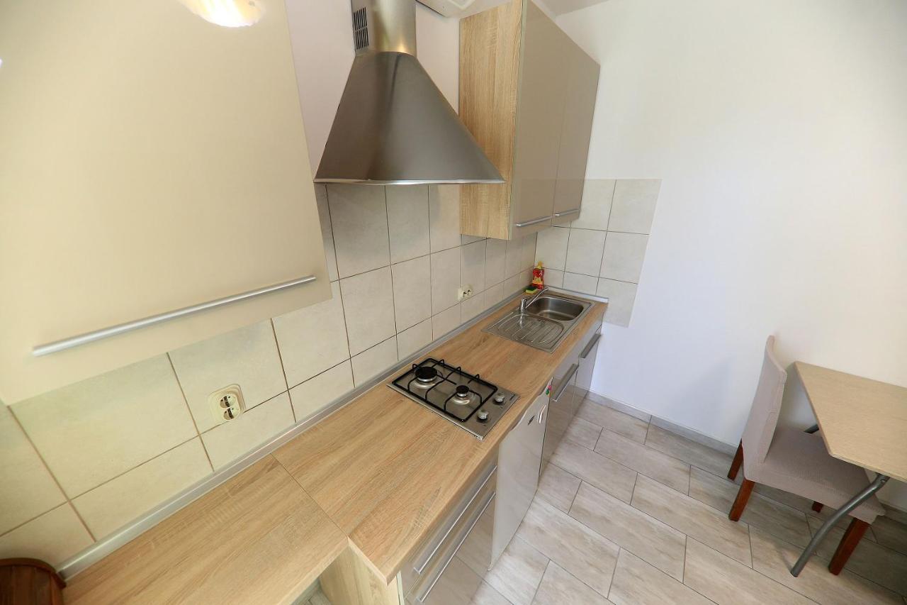 Apartmani Tonci Pag Pag Town Dış mekan fotoğraf