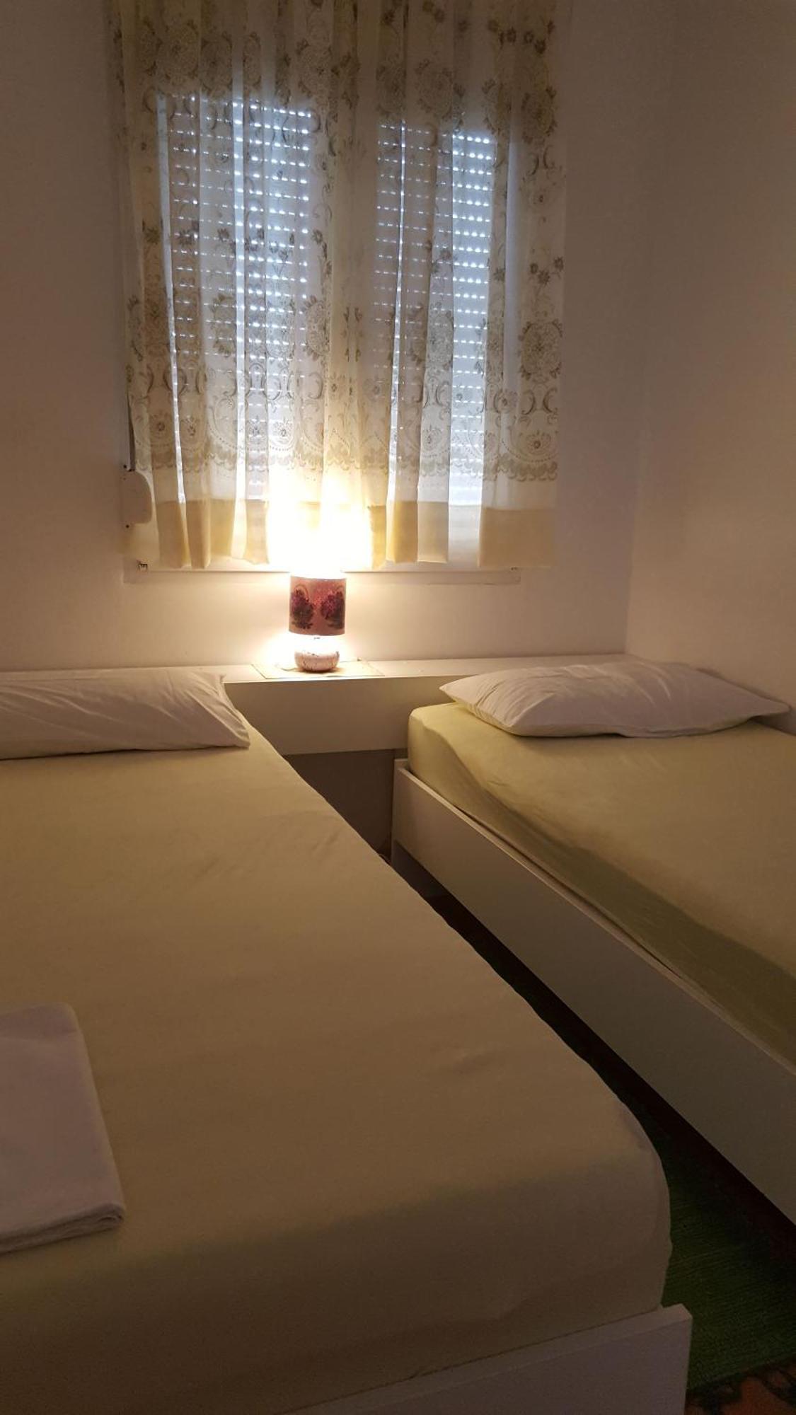 Apartmani Tonci Pag Pag Town Dış mekan fotoğraf