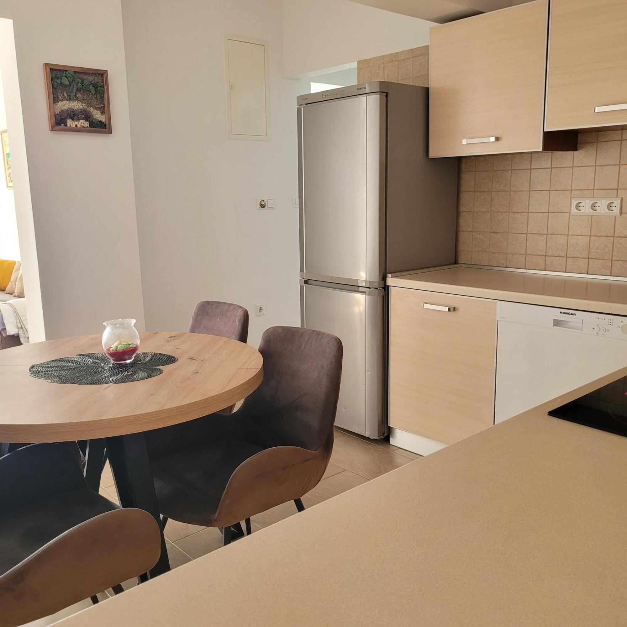 Apartmani Tonci Pag Pag Town Dış mekan fotoğraf